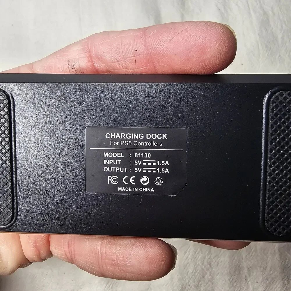 Unbranded dual usb